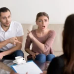 ilişki terapisti, çift terapisi, evlilik terapisi, ilişki danışmanlığı, çift danışmanlığı, evlilik danışmanı, aile terapisti, ilişki sorunları, iletişim problemleri, çiftler arası iletişim, güven problemleri, duygusal bağ, online ilişki terapisi, profesyonel terapi, psikolojik danışmanlık